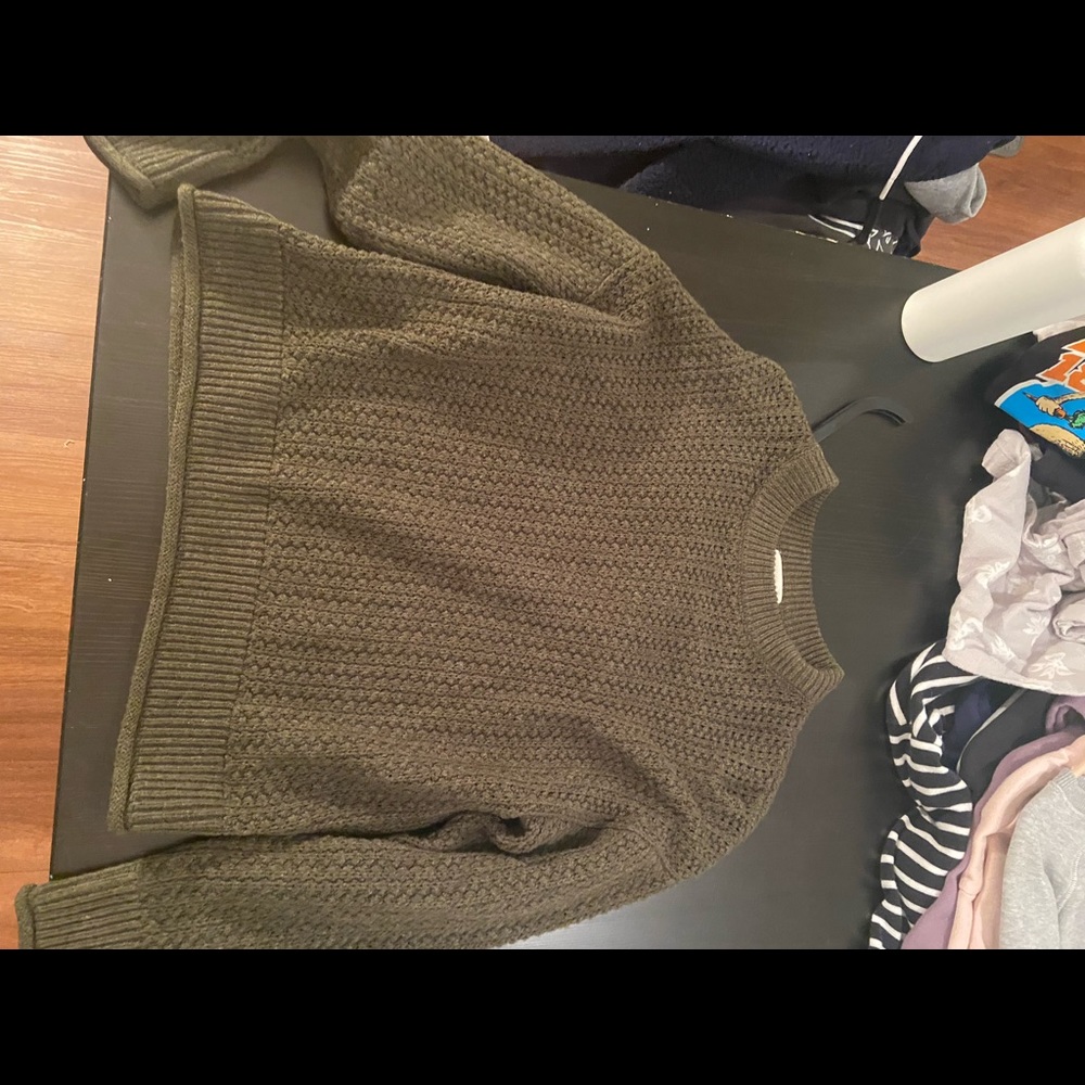 Green Sweatshirt